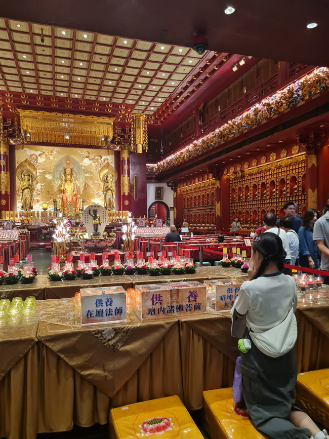 Things to do in Singapore - Buddha Tooth Relic Temple